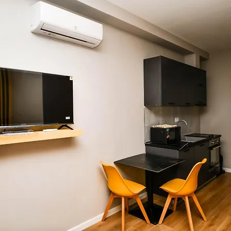 Bulevardi Blu 2 * Kamez